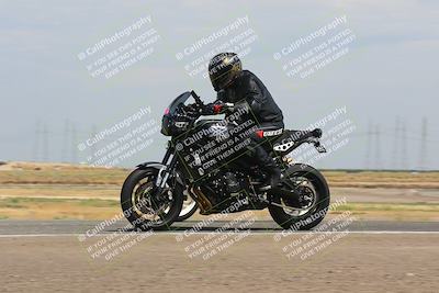 media/Sep-10-2023-Pacific Track Time (Sun) [[44210541ad]]/Group B/1220pm (Wheelie Bump)/